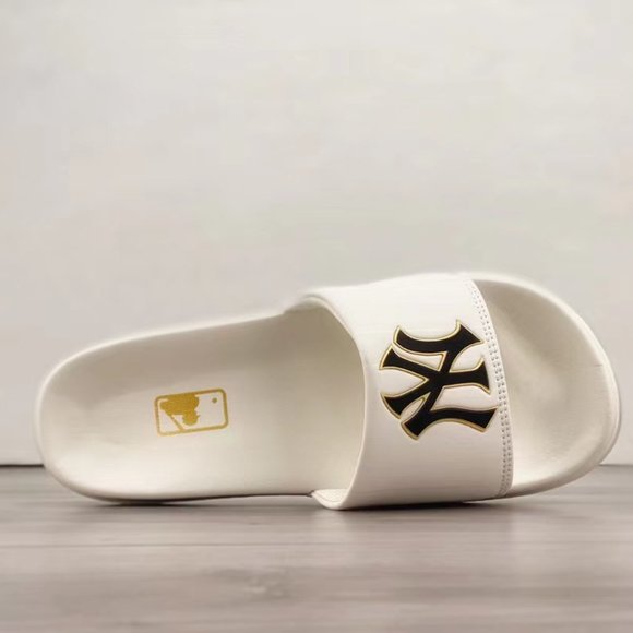 mlb - Picture 4 of 6